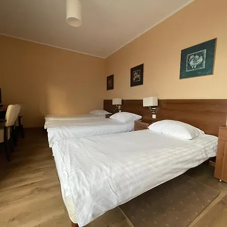 Pieprzyk Otel *